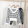 Img 1 - Western V-Neck Pullover Women Outdoor Short Slimming Knitted Tops Pullover