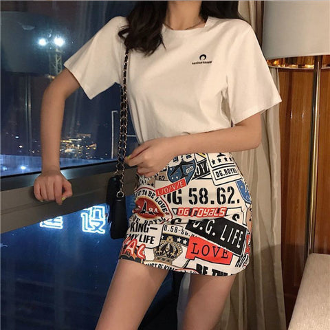 Img 8 - A-Line Hip Flattering Graffiti Printed Plus Size Summer Skirt